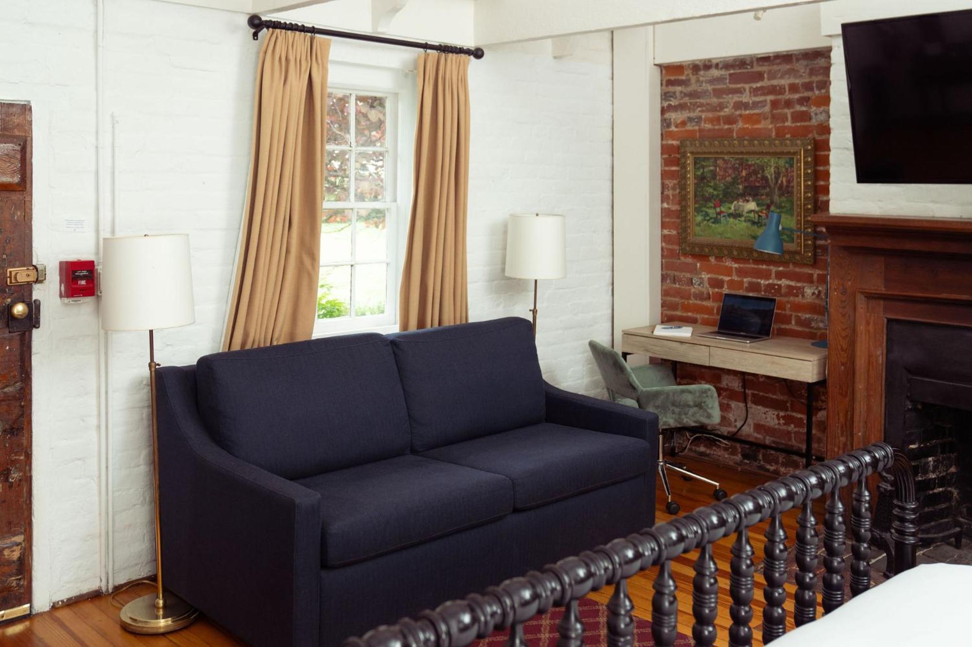The Clifton Hotel Charlottesville Exterior foto